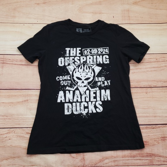 Other - Anaheim Ducks Shirt Womens Small Black NHL Hockey Violent Gentlemen Ladies‎